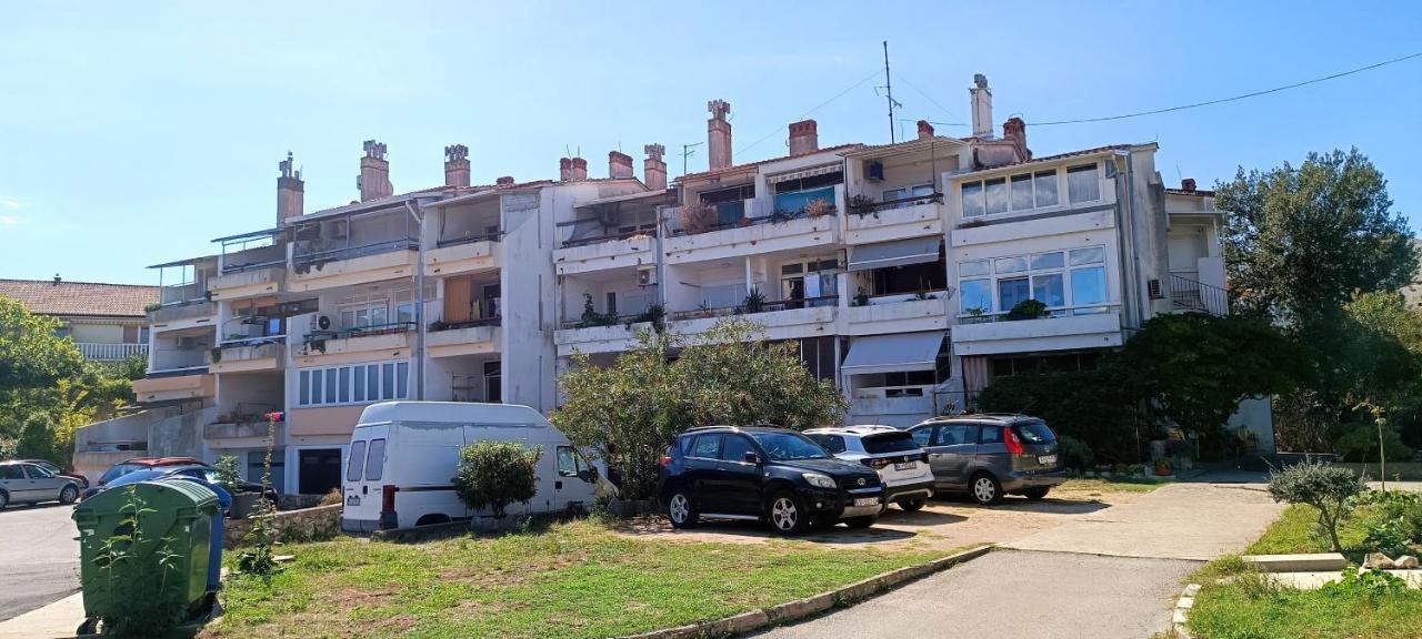 Apartment Tin Krk Town Exterior photo